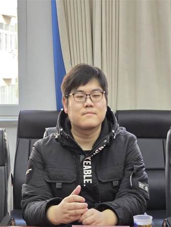 刘飞
