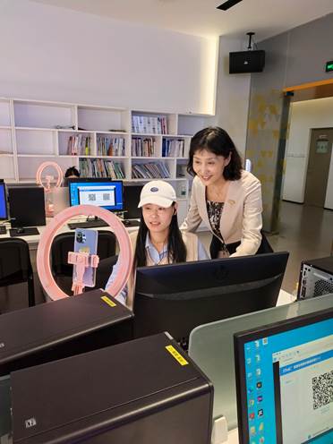 指导学生1